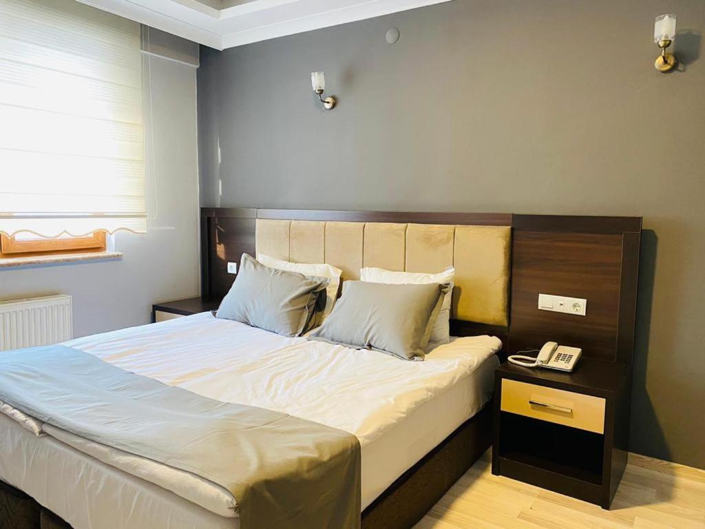 Animos Butik Otel Ankara Esterno foto